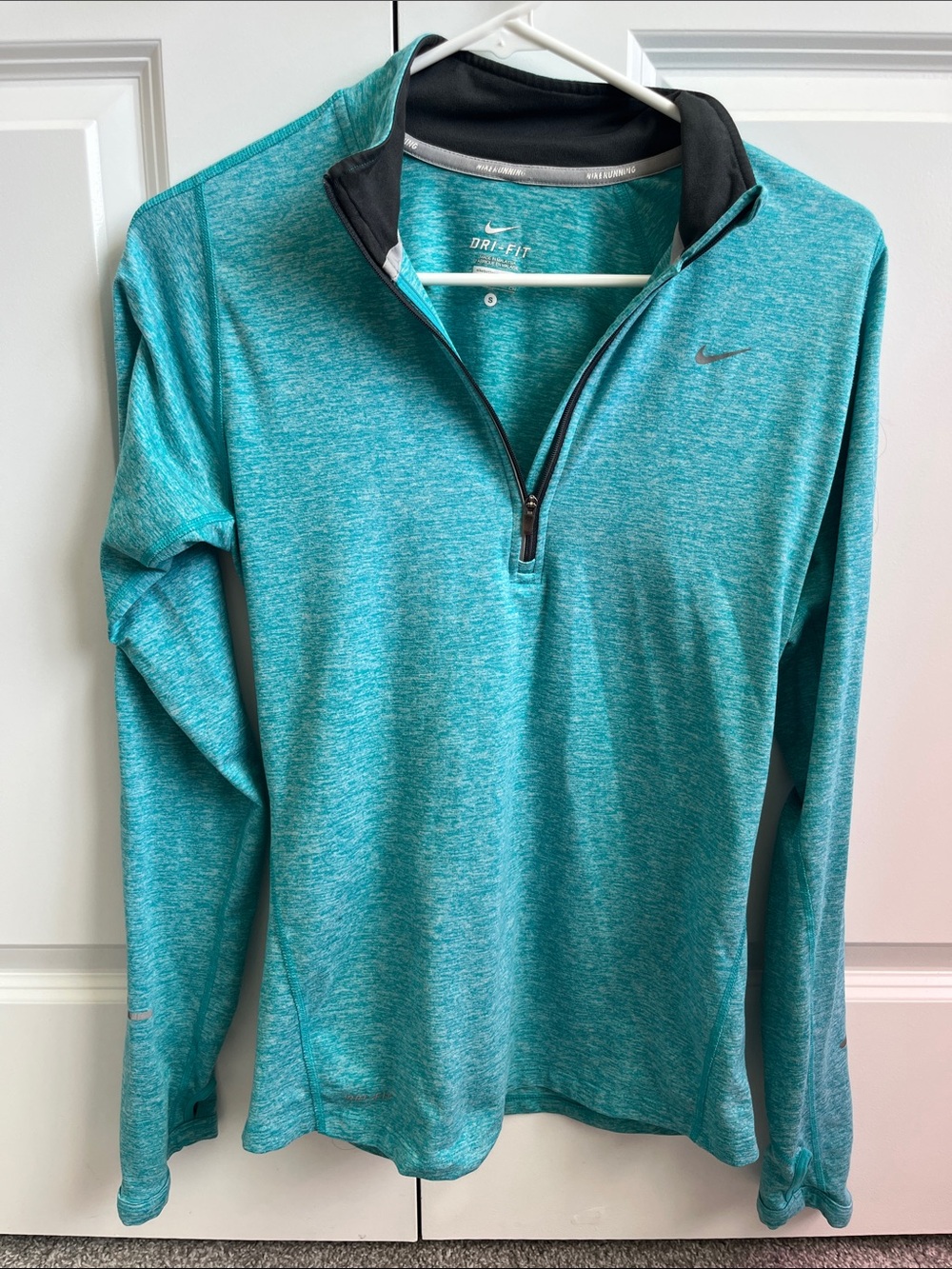 Nike running dri fit 1/4 zip top